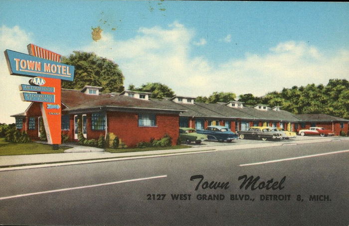 Town Motel - Old Postcard